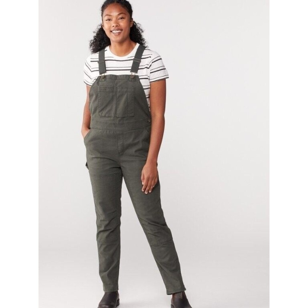 REI Co-op Womens Trailsmith Overalls Bibs Pirate Black Size 14 30” inseam Pants